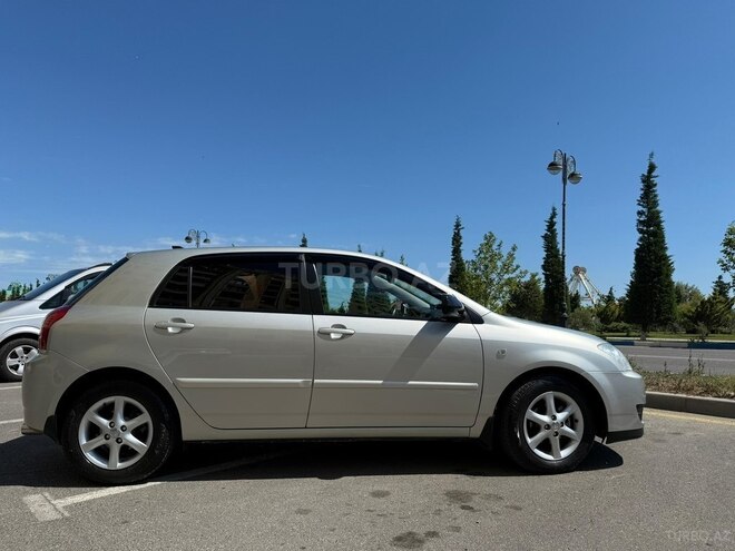 Toyota Corolla-7