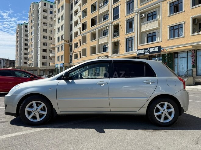 Toyota Corolla-8