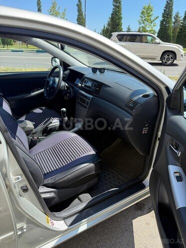 Toyota Corolla-11