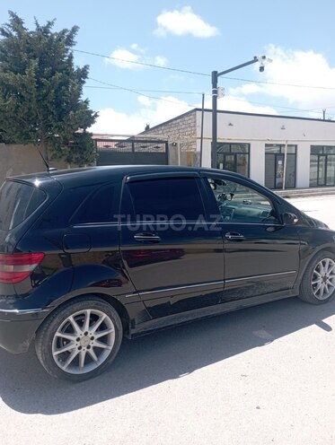 Mercedes B 170-5