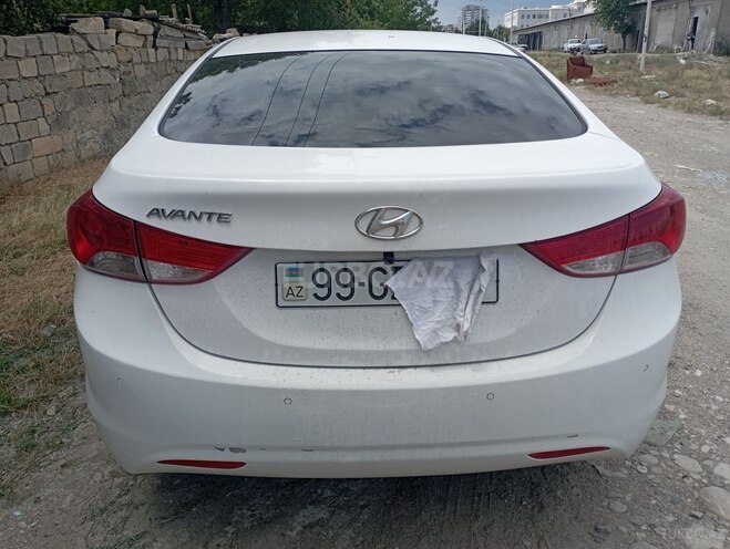 Hyundai Avante-2