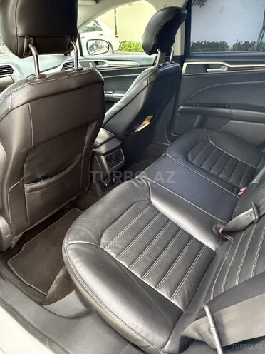 Ford Fusion (North America)-8
