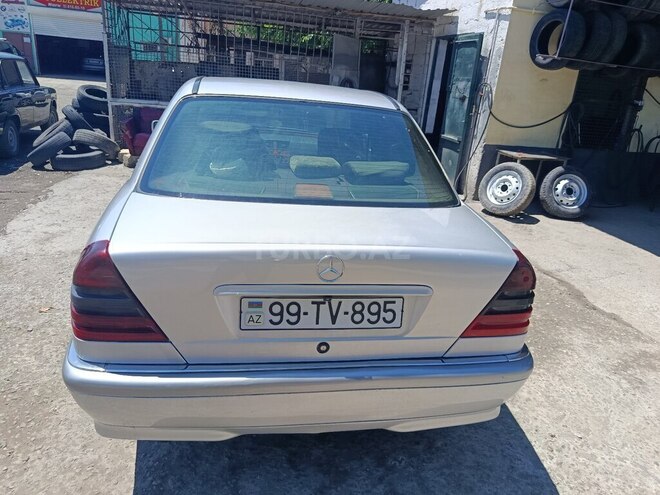 Mercedes C 180-2
