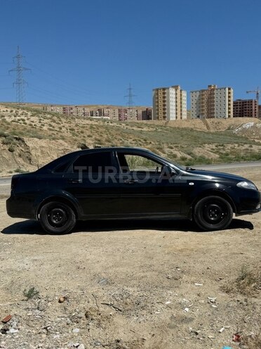Daewoo Gentra-3