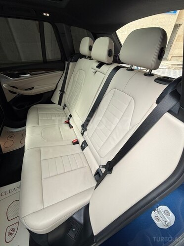 BMW X3-12