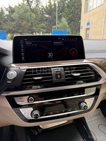 BMW X3-21