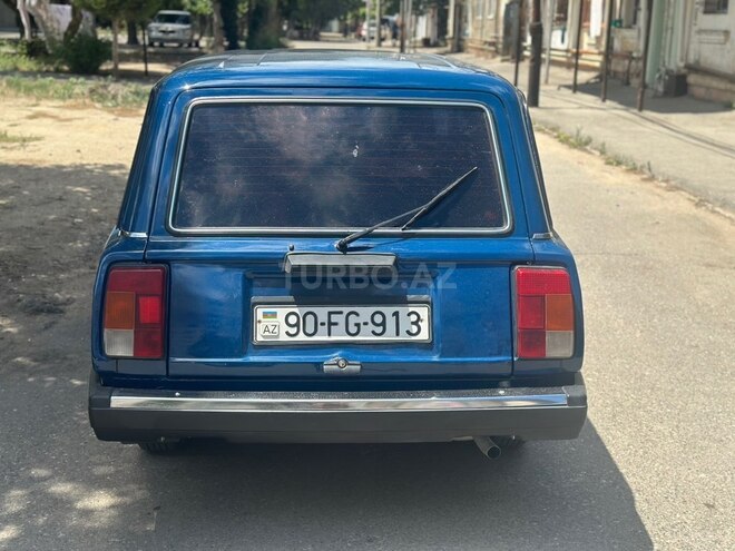 LADA (VAZ) 2104-2