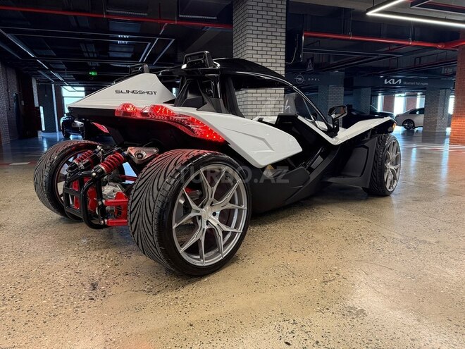 Polaris Slingshot-4