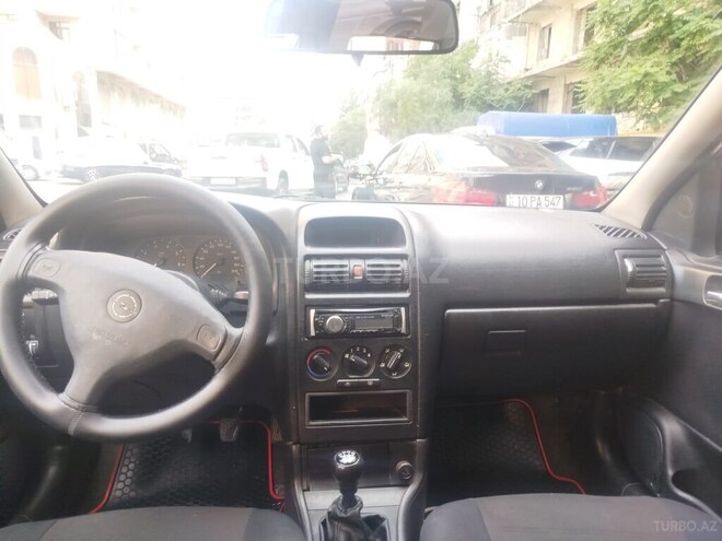 Opel Astra-10