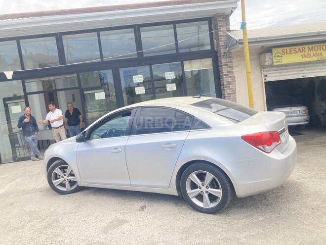 Chevrolet Cruze-5