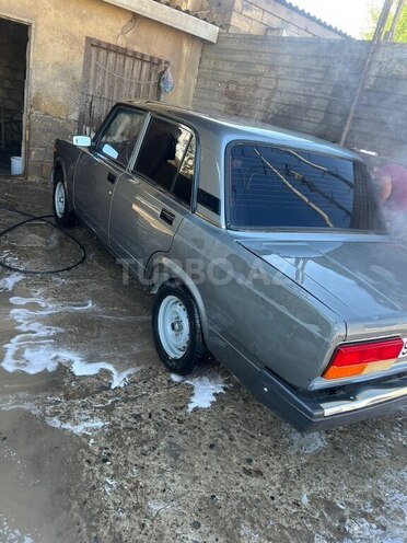 LADA (VAZ) 2107-20