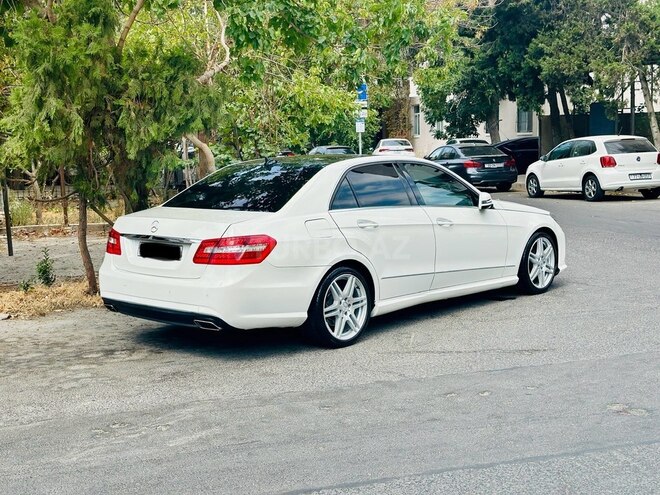 Mercedes E 300-3