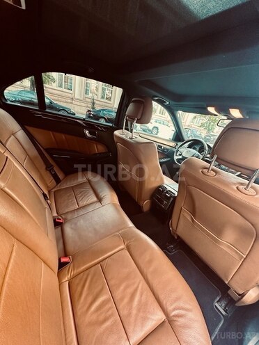 Mercedes E 300-5