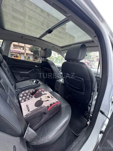 Ford Kuga-18