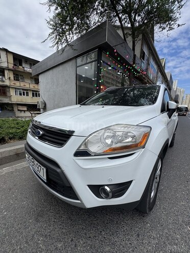 Ford Kuga-6