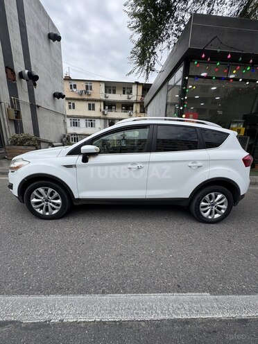 Ford Kuga-12