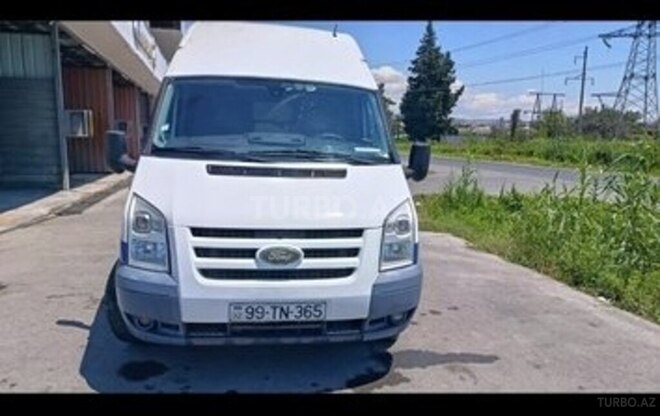 Ford Transit-1