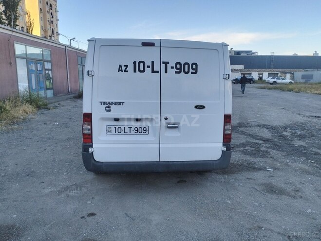 Ford Transit-2