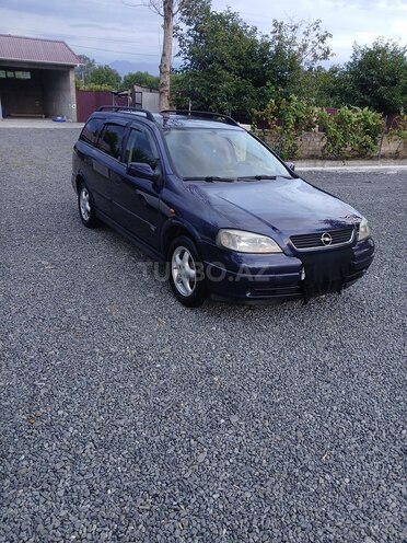 Opel Astra-2