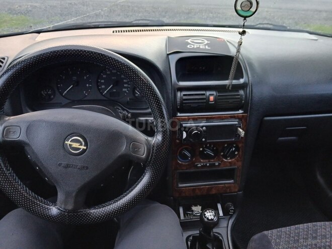 Opel Astra-17