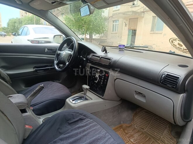 Volkswagen Passat-14