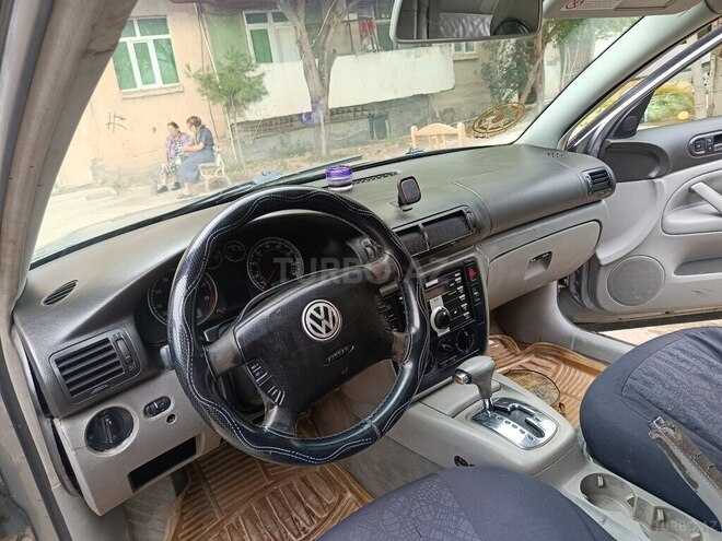 Volkswagen Passat-18