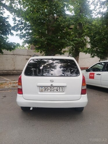Opel Astra-2