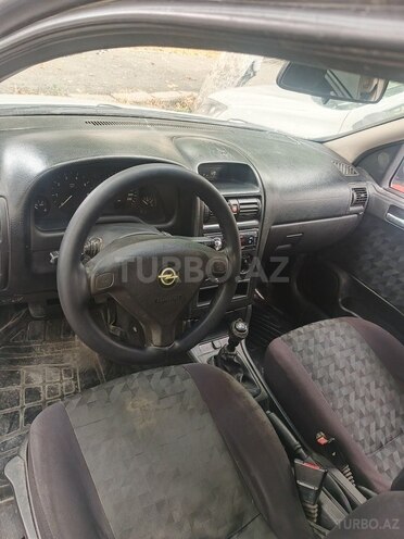 Opel Astra-3
