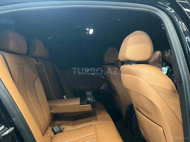 BMW 530-9