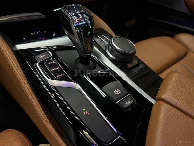 BMW 530-15