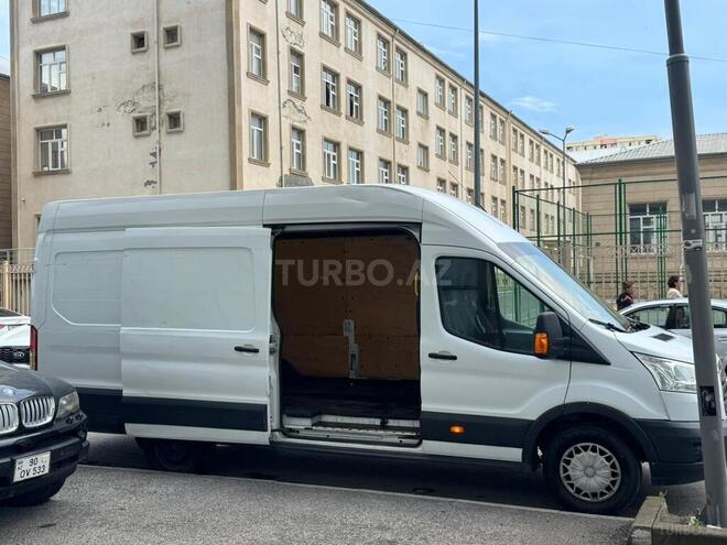 Ford Transit-7