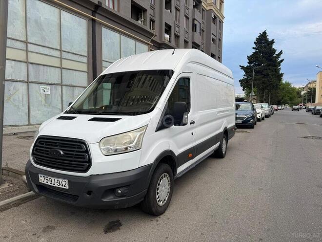 Ford Transit-3