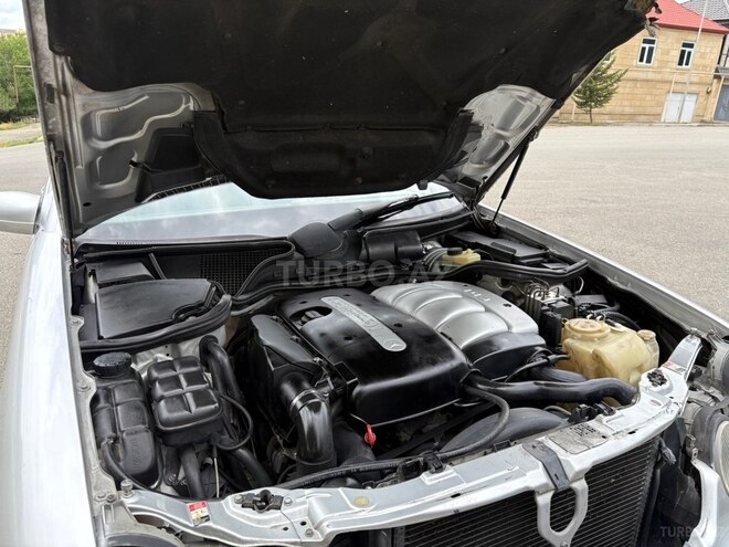 Mercedes E 220-15