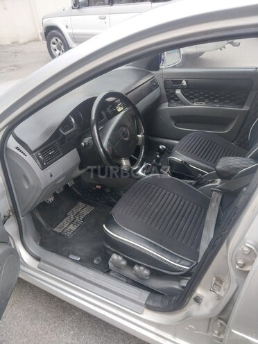 Daewoo Gentra-4