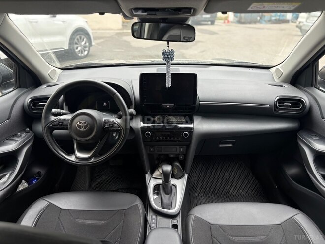 Toyota Yaris Cross-7