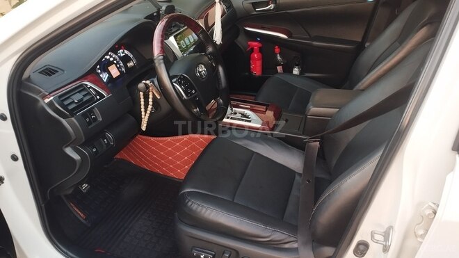 Toyota Camry-19