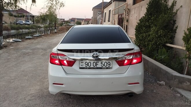 Toyota Camry-2