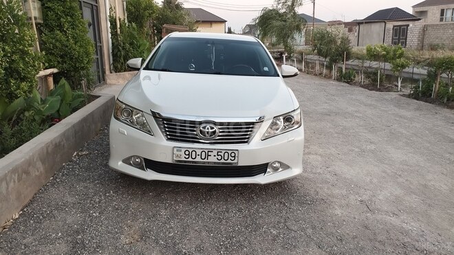 Toyota Camry-1