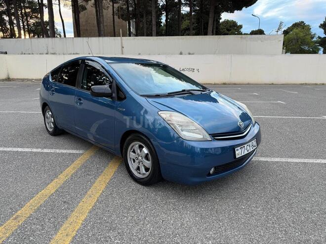 Toyota Prius-8