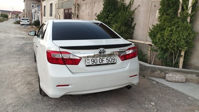 Toyota Camry-4