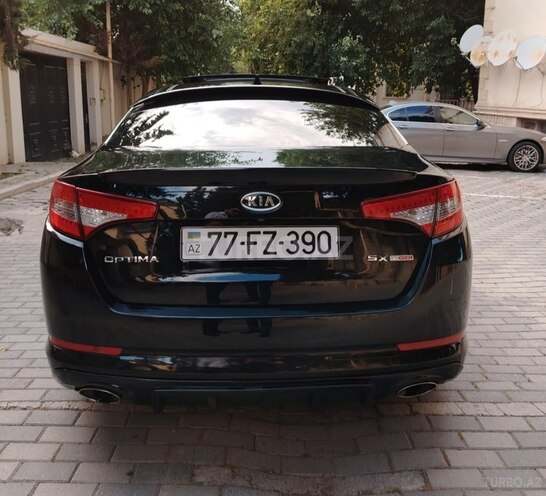 Kia Optima-2