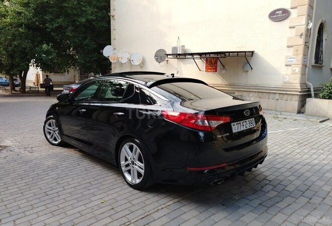 Kia Optima-3