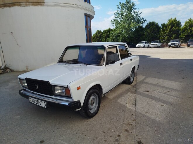 LADA (VAZ) 2107-5