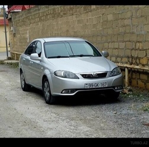 Daewoo Gentra-1
