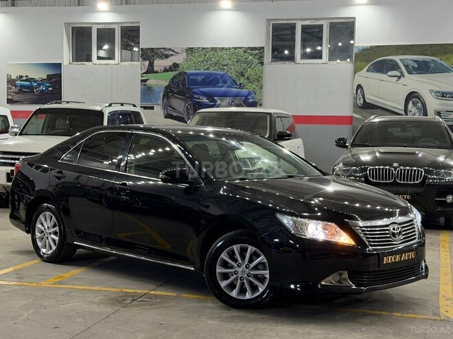 Toyota Camry-4