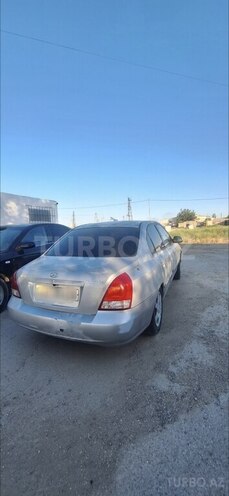 Hyundai Elantra-2