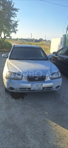 Hyundai Elantra-1
