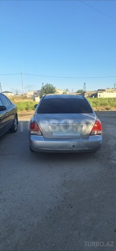 Hyundai Elantra-6