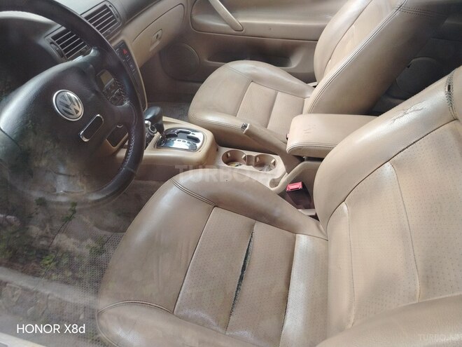 Volkswagen Passat-3