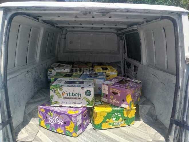 Ford Transit-5